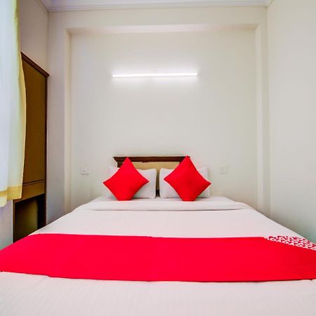 Hotel Golden Gates بنغالور المظهر الخارجي الصورة