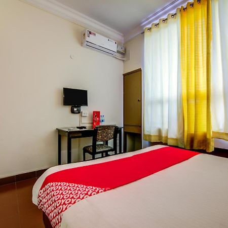 Hotel Golden Gates بنغالور المظهر الخارجي الصورة