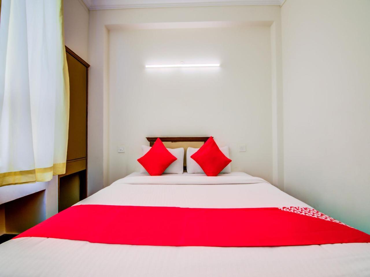 Hotel Golden Gates بنغالور المظهر الخارجي الصورة