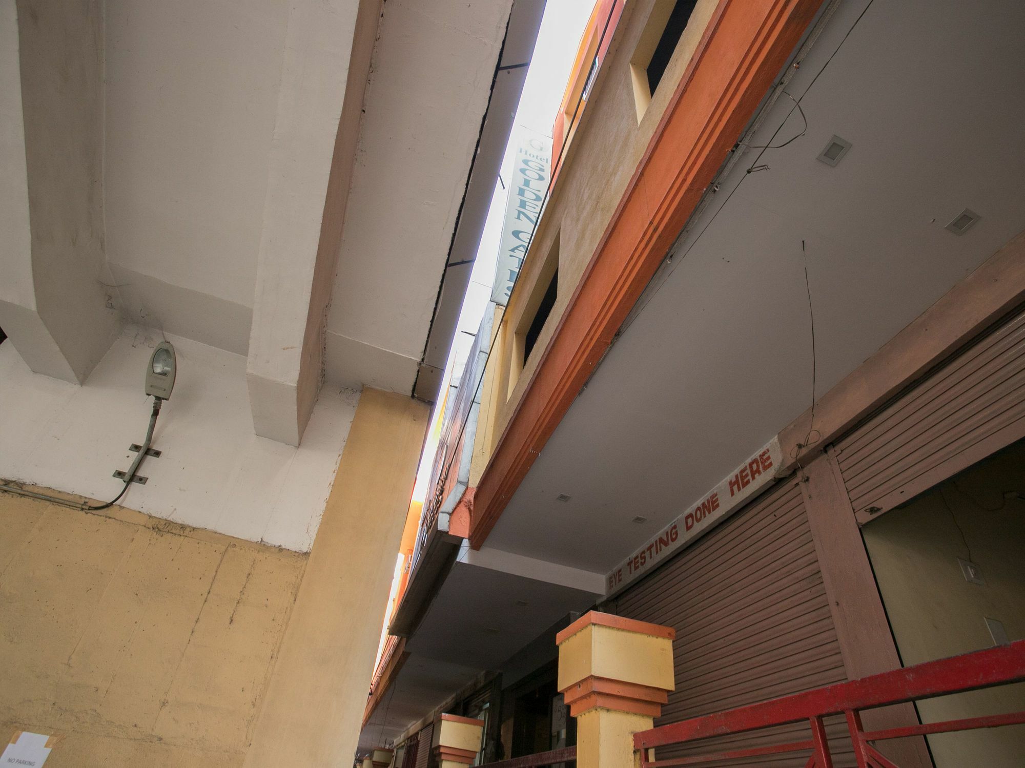 Hotel Golden Gates بنغالور المظهر الخارجي الصورة